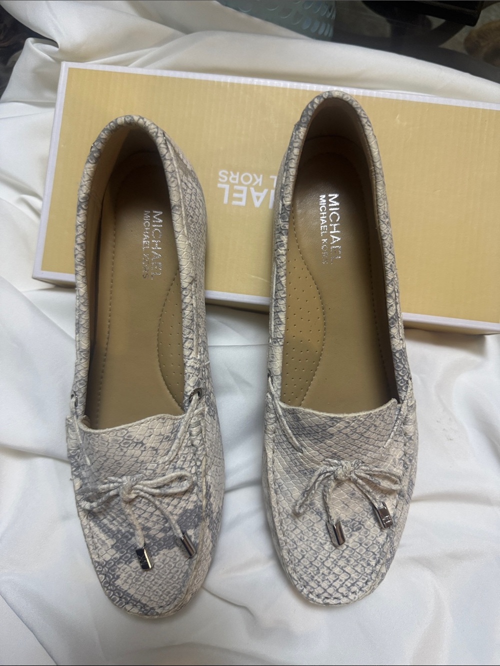 MICHAEL Michael Kors Neutral Snake-Print Bow Loafers